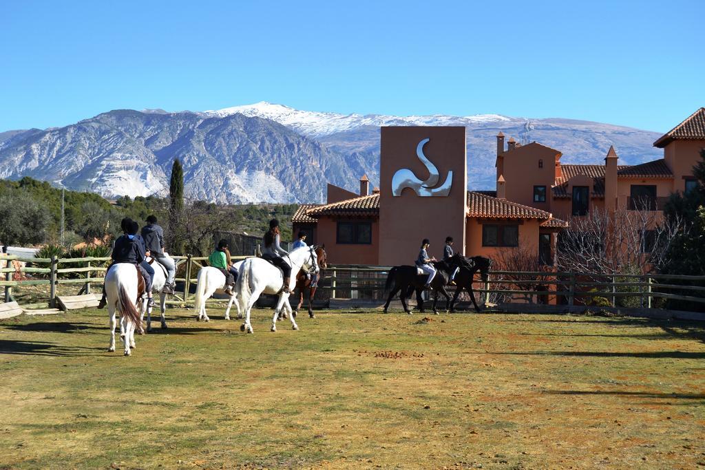 Hotel & Winery Senorio De Nevada Villamena Esterno foto