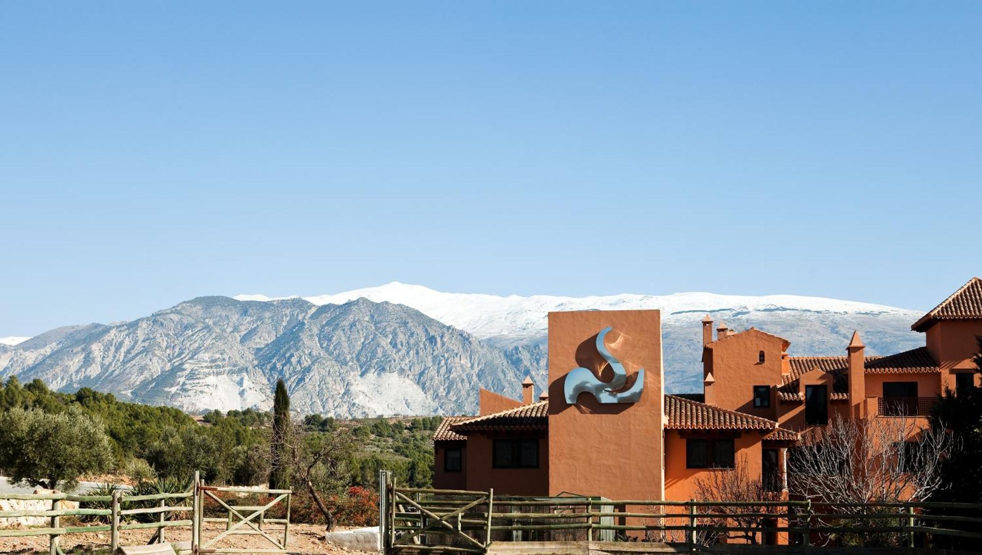 Hotel & Winery Senorio De Nevada Villamena Esterno foto